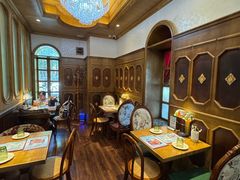 -秘密旅行Bonjour(黑金冠 江南西店)