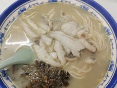 -明呈黄鱼面馆(斜土路店)