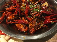 -巴厘龙虾·榜首油焖大虾(音乐学院·沿江酒馆店)