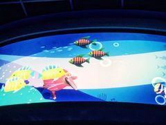 -海底巡游艇:尼莫和好友的海洋世界