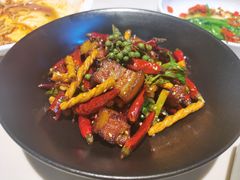 罗莱麻辣酱烧肉-渔语鱼酸菜鱼新川菜(来福士店)