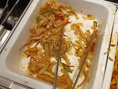 炒牛河粉-素满香·素食自助餐(西安·民乐园店)