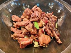 -哈尔滨烧烤·山河村铁锅炖(交大店)