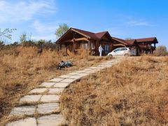 -丹世红酒庄·烧烤·团建·婚礼·水上运动