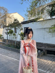 -一揽芳华汉服旗袍体验馆(拙政园店)
