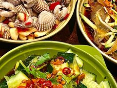 -胡须佬鸡煲四季火锅(海雅缤纷城店)