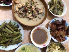 -岩保农家乐