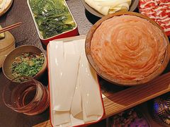 -晓宇重庆火锅(西安荟聚店)