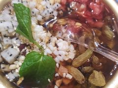 -贤合庄卤味火锅(安吉万达店)