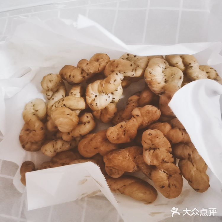非油炸小麻花#高筋粉150g 鸡蛋 1个