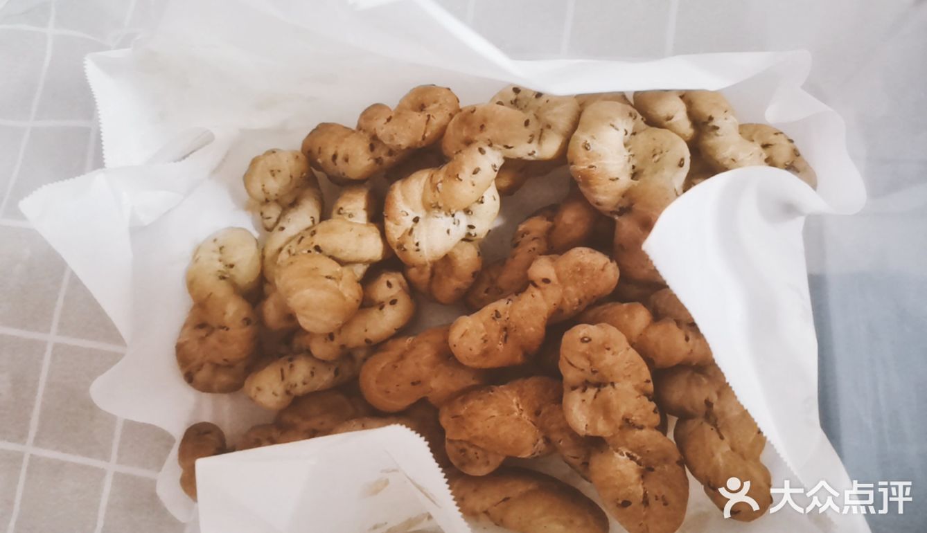 非油炸小麻花#高筋粉150g 鸡蛋 1个