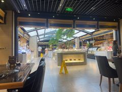 -川骄海鲜自助(王府井奥莱UP TOWN店原世界之花店)