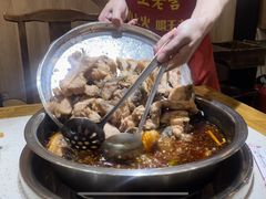 -肖肖酸萝卜鱼火锅(总店)