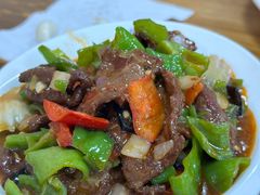 -歹歹的加个面过油肉拌面