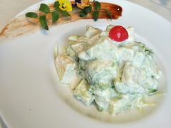 牛油果色拉-蝶园·装修中(BFC外滩金融中心店)