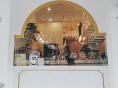 -FLOVIE FLORIST CAFE