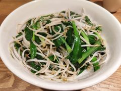 鲜豆芽炒韭菜-费大厨辣椒炒肉(万家丽一店)