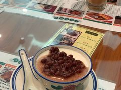 澳门双皮奶-小龍鳳餐室(番禺路店)