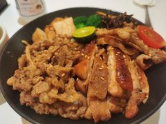 能量三拼烧肉饭-牛邸·烧肉饭(来福士店)