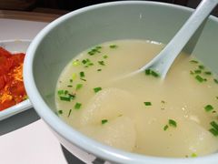白萝卜汤-饭饱香土碗菜(新科店)
