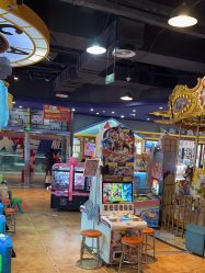 -卡通尼乐园(五彩世界店)