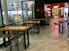 大堂-星巴克(西安机场1店T3到达店)