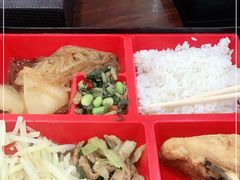 -上海星瀚奔驰4S店(红柳路店)