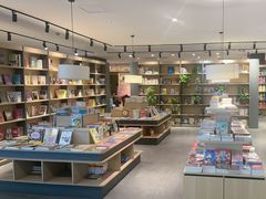 -魔方城市书房(中街益田店)