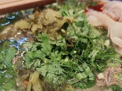 -云阿蛮云南生烫牛肉米线(奉贤路店)