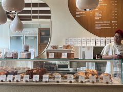 -VERIE BAKEHOUSE