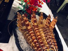-鲜入围煮花胶鸡海鲜火锅