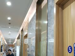 -上海仁爱医院口腔科 · 种植