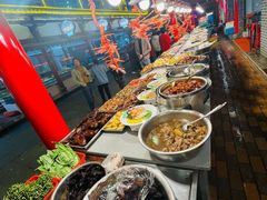 自助取餐区-谊荣海鲜大牌档(石湖店)