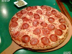 双份腊肠薄脆比萨-棒约翰比萨·意面(张江店)