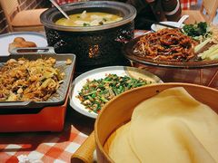 -老郑家东北春饼(龙悦居店)