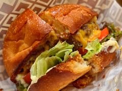 柠香蟹籽牛肉汉堡-JPG canteen(广州乐峰广场店)