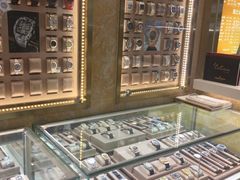 -亨得利名表服务中心(上海湾店)