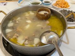 -朴小妹人参鸡汤火锅(长白山万达店)