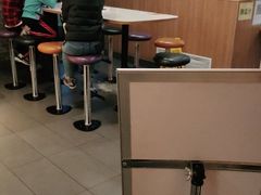 大堂-麦当劳(欢乐谷店)