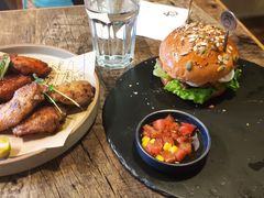 -HIGH FIVE哈福手工汉堡(桂林路店)