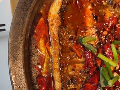 -鸣记脆皮烤鱼·海鲜烤鱼(三八广场店)