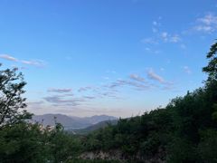 -鬼笑石后山停车场