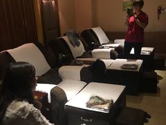 -金色印象·4K影院式足体养生(杨家坪西郊店)