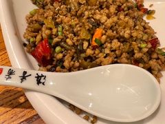 -滇香肴·云南菜蒸汽石锅鱼(云南北路店)