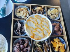 -野菌皇海景野生菌火锅(滨海大道店)