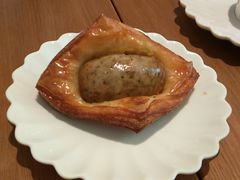 -VERIE BAKEHOUSE