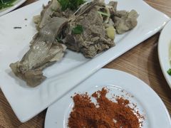 手抓羊排-清真·伊清阁餐厅