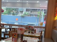 -万煲旺·香港老传承煲仔饭·猪杂汤(客村店)