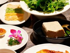 -德天肥牛海鲜火锅(城西银泰店)