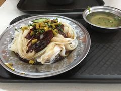 -试试看桂林米粉